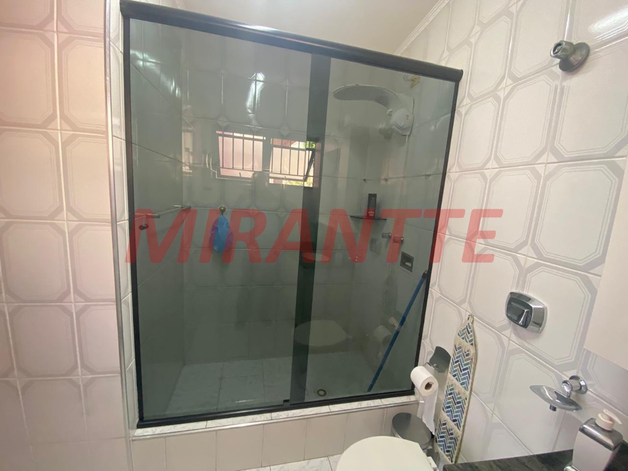 Sobrado de 261m² com 5 quartos em Sítio Do Morro