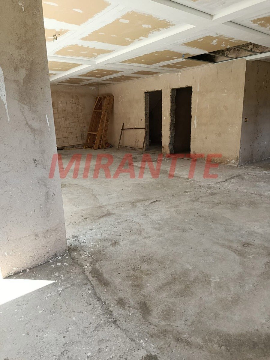 Cond. fechado de 353m² com 3 quartos em Vila Francos