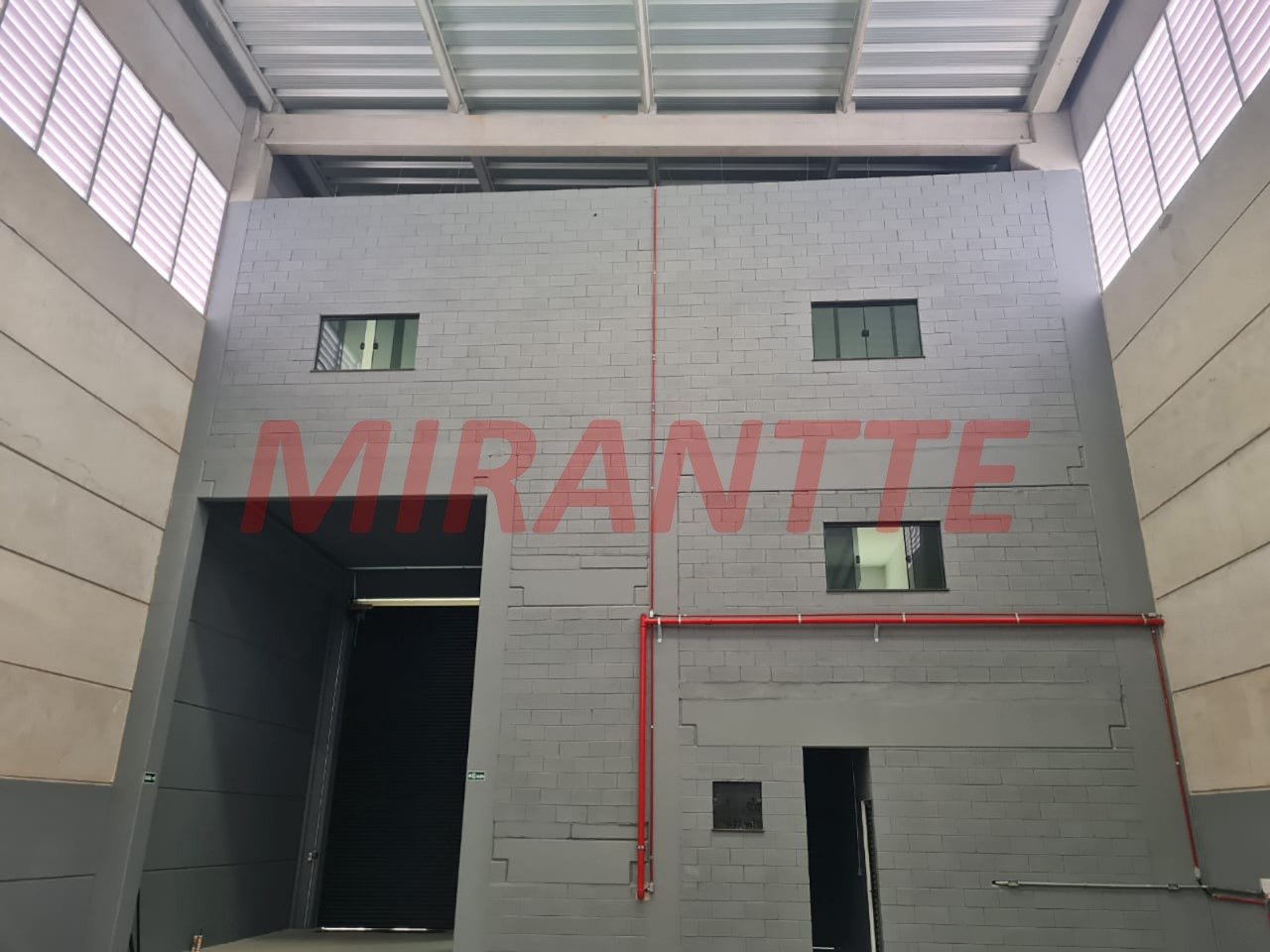 Galpao de 930m² em Portão