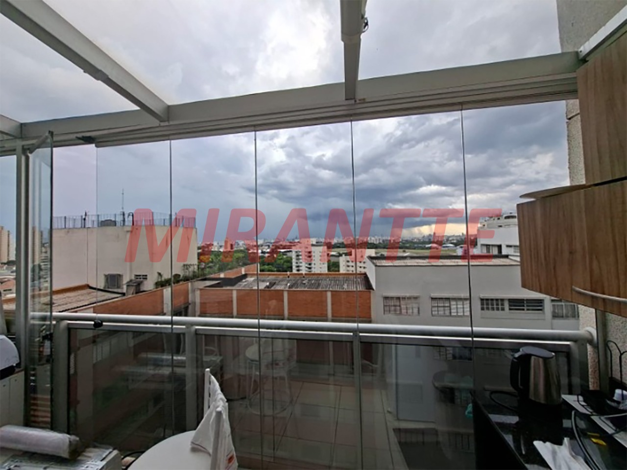 Conjunto comercial de 56m² em Santana