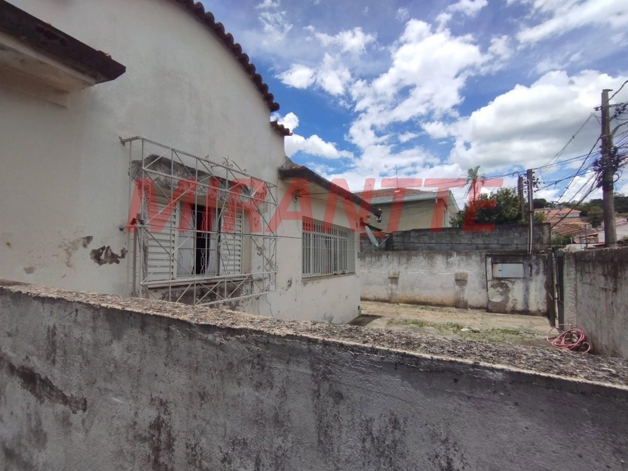 Casa terrea de 400m² com 6 quartos em Tremembe