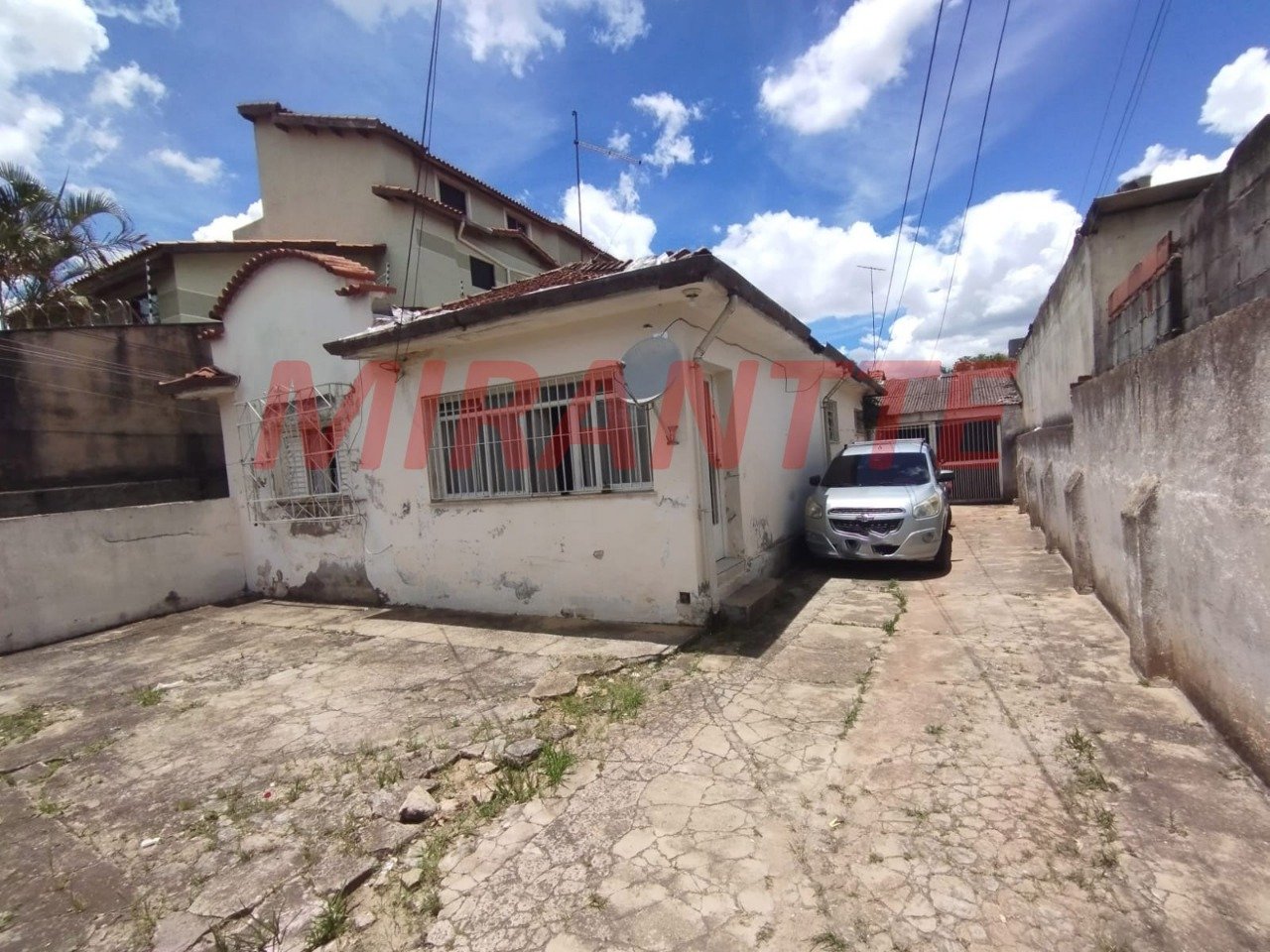 Casa terrea de 400m² com 6 quartos em Tremembe