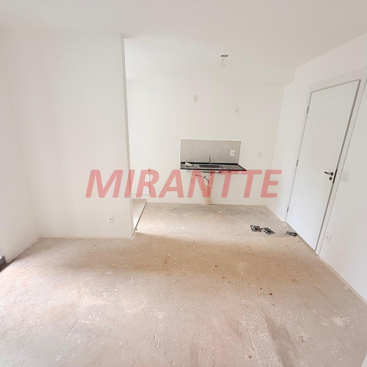 Apartamento de 38m² com 2 quartos em Santana