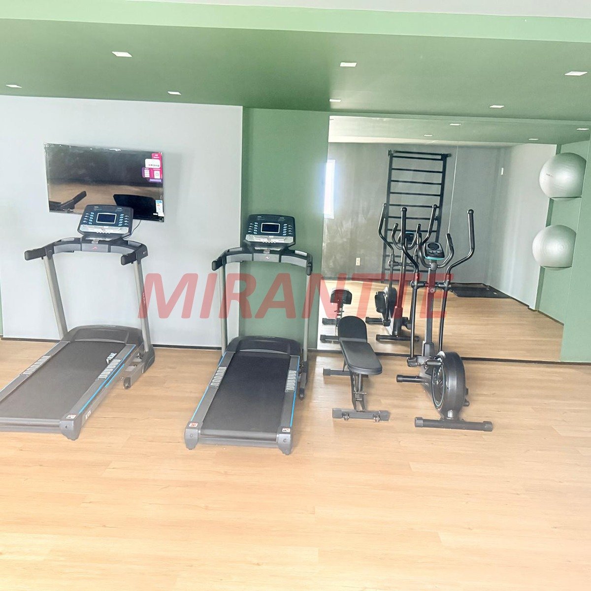 Apartamento de 38m² com 2 quartos em Santana