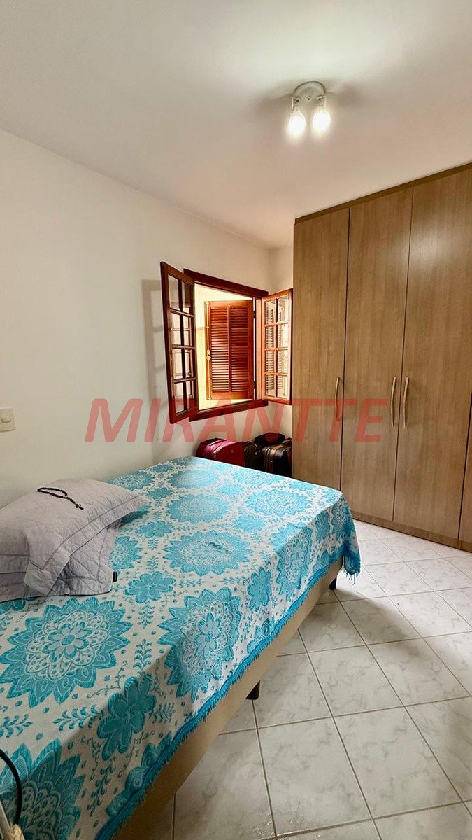 Sobrado de 235m² com 3 quartos em Vila Maria Alta