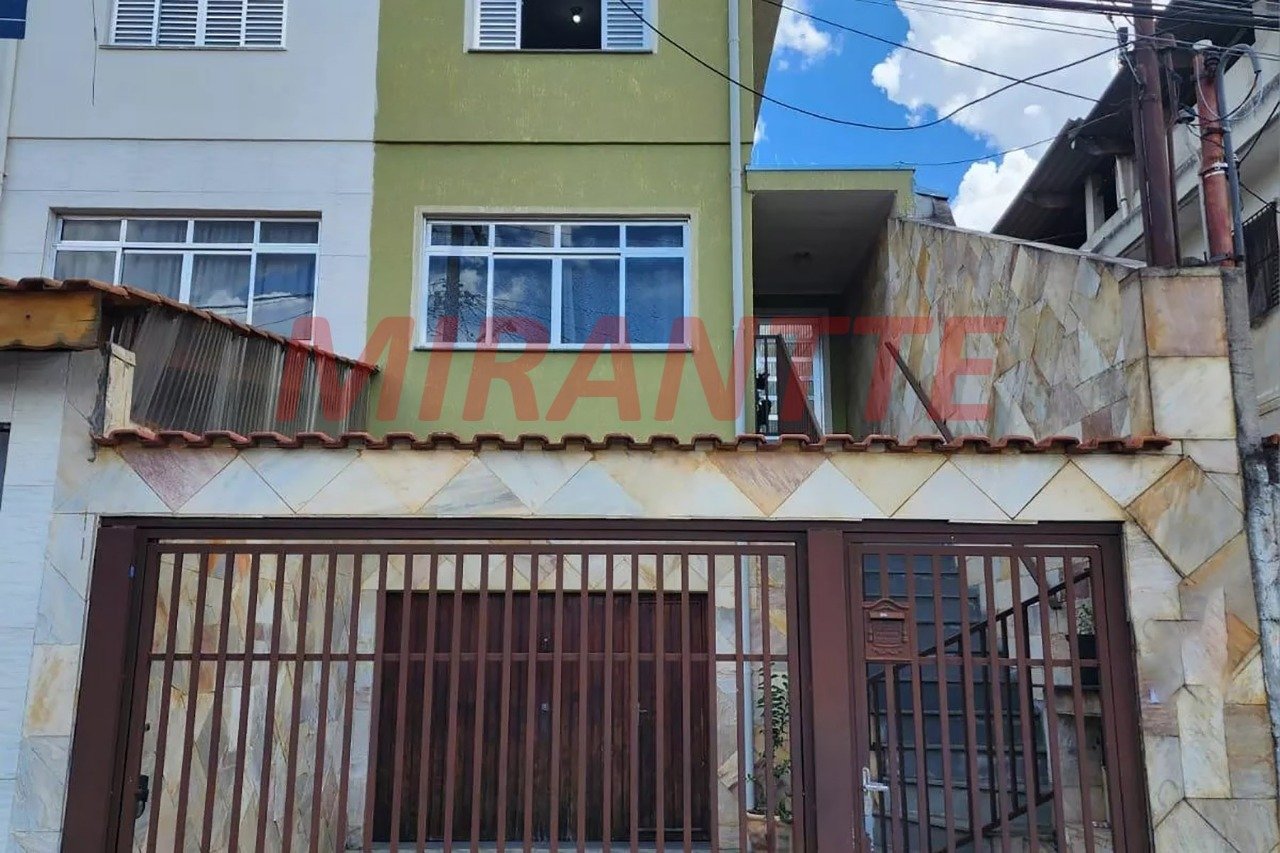 Sobrado de 130m² com 3 quartos em Vila Mazzei