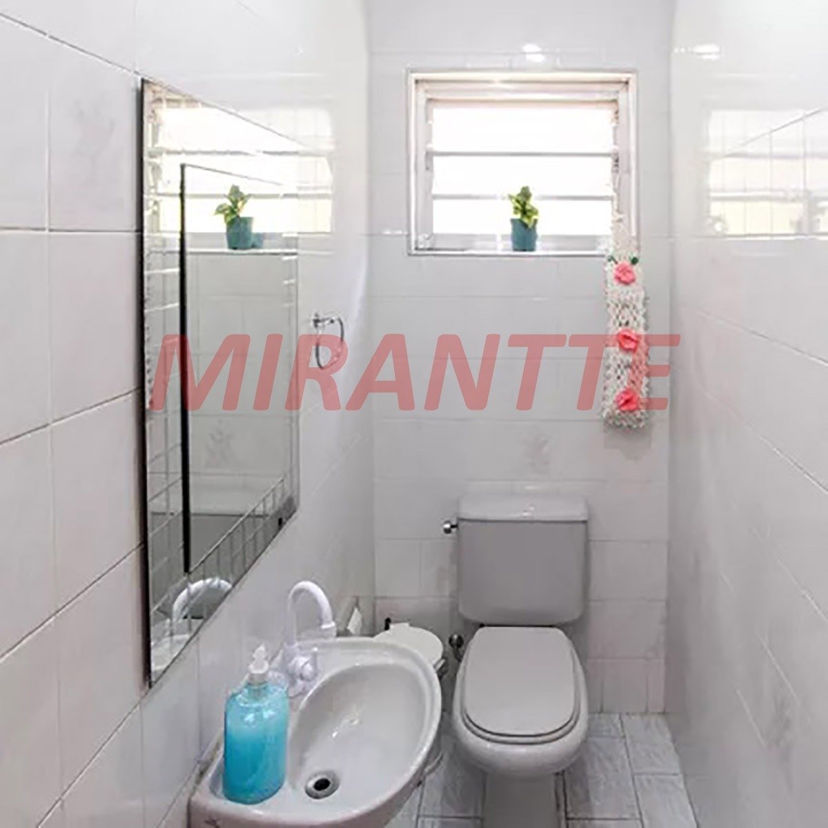 Sobrado de 130m² com 3 quartos em Vila Mazzei