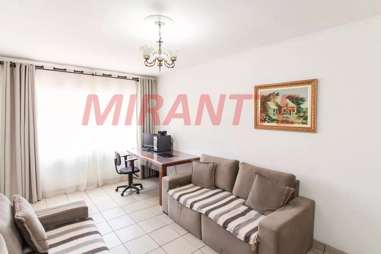 Sobrado de 130m² com 3 quartos em Vila Mazzei