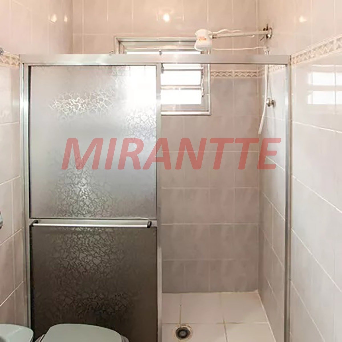 Sobrado de 130m² com 3 quartos em Vila Mazzei