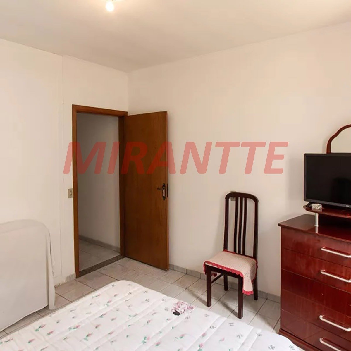 Sobrado de 130m² com 3 quartos em Vila Mazzei