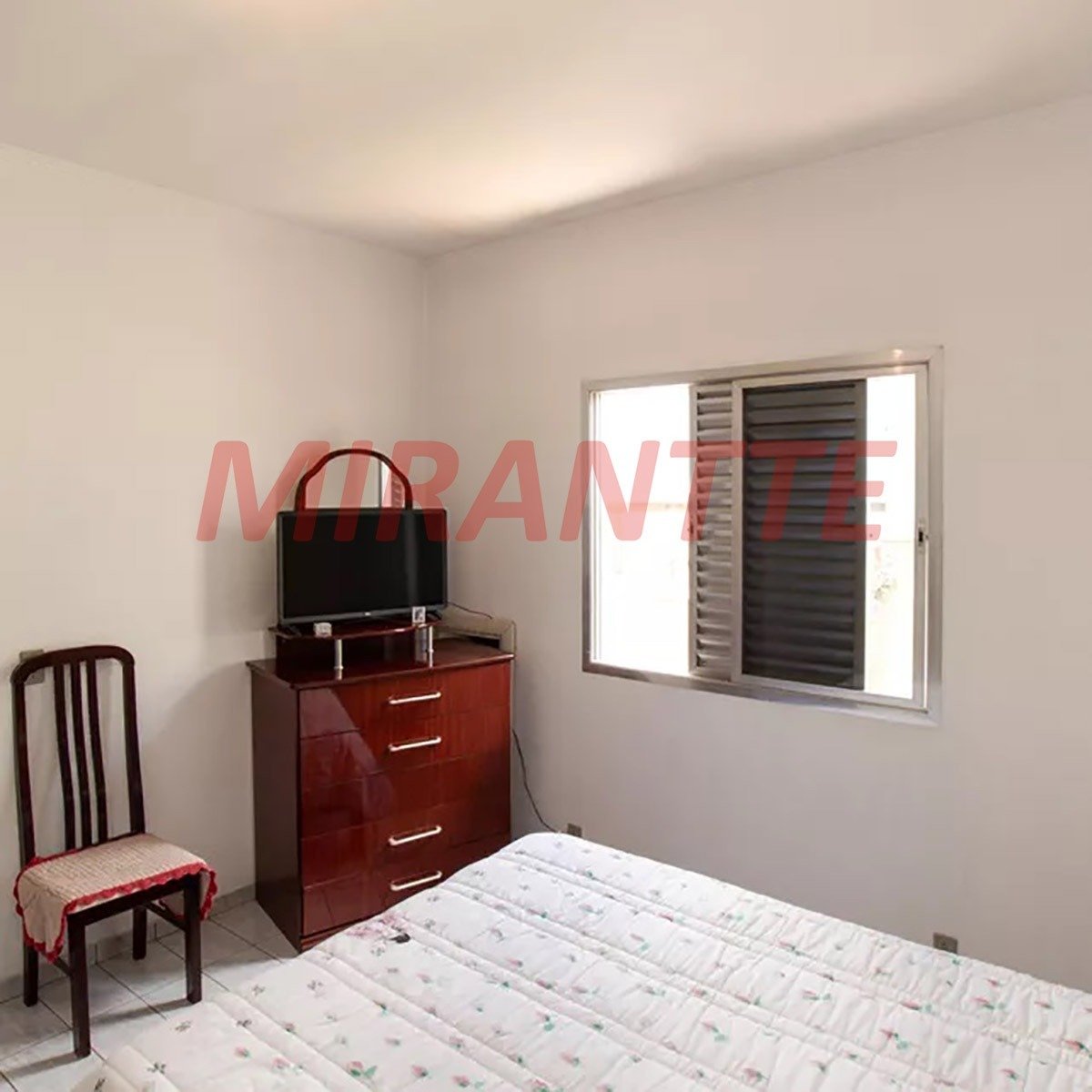 Sobrado de 130m² com 3 quartos em Vila Mazzei