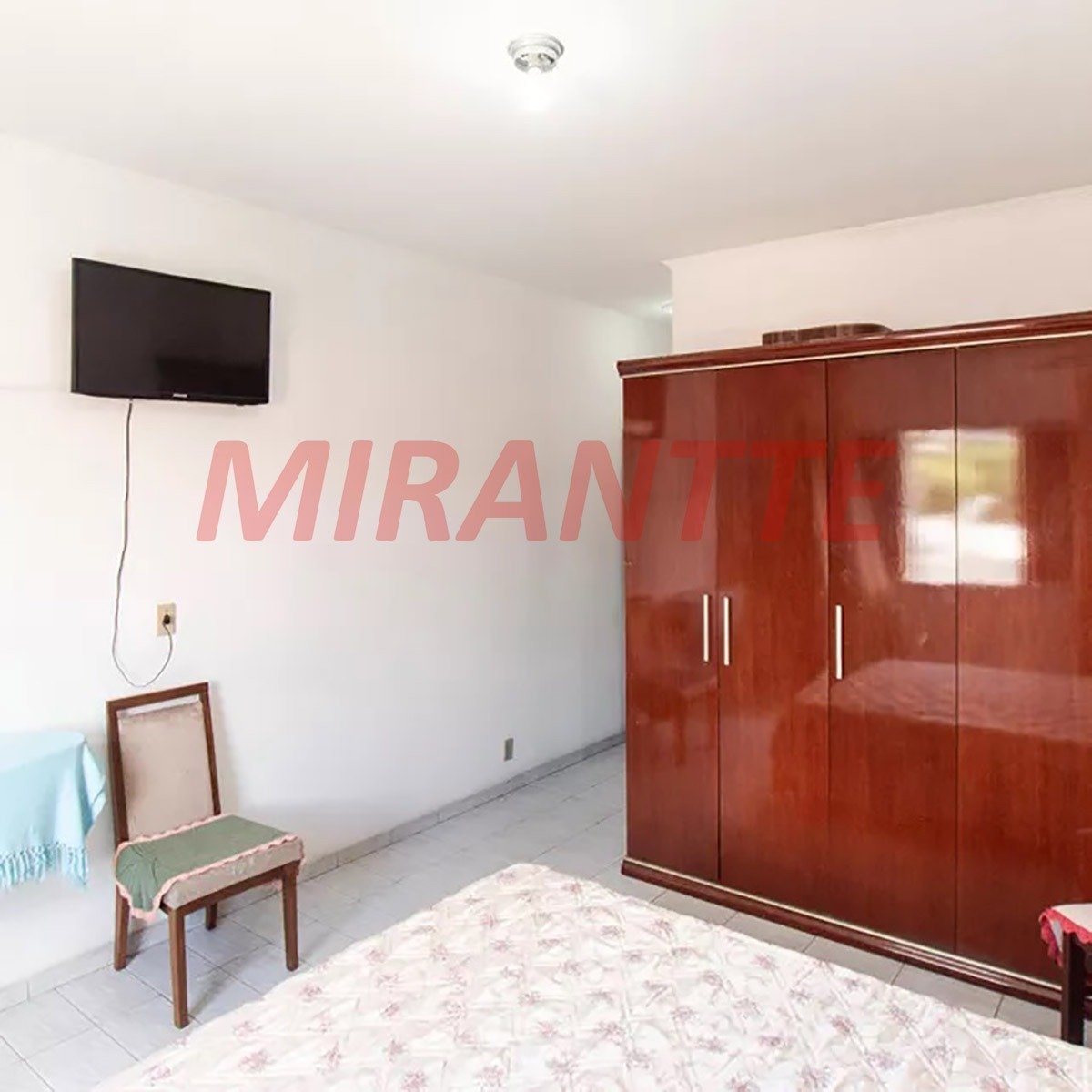 Sobrado de 130m² com 3 quartos em Vila Mazzei