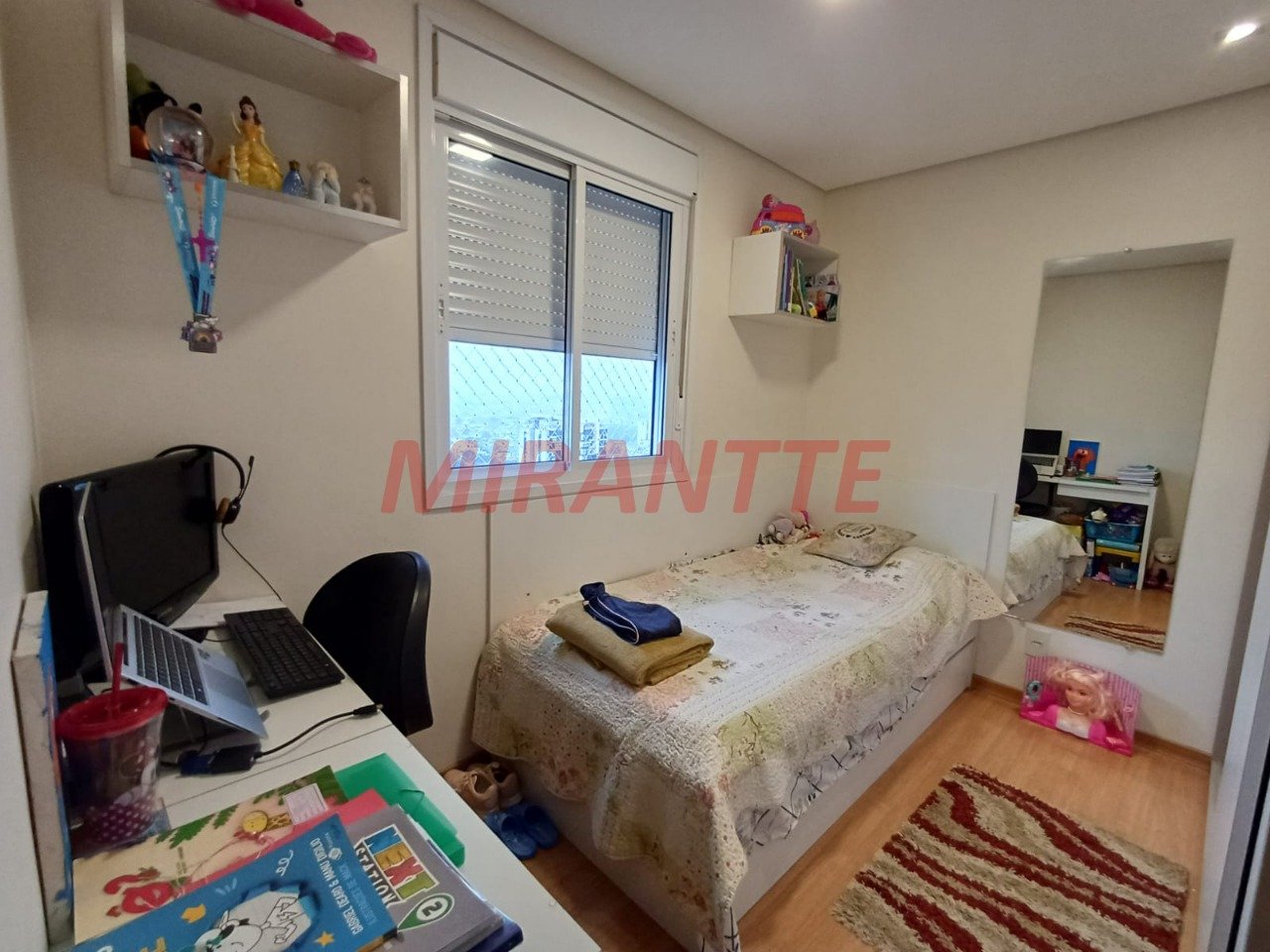 Apartamento de 72m² com 3 quartos em Santana