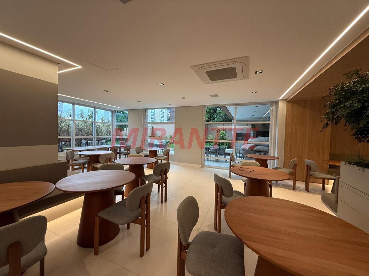 Apartamento de 139m² com 3 quartos em Santa Teresinha
