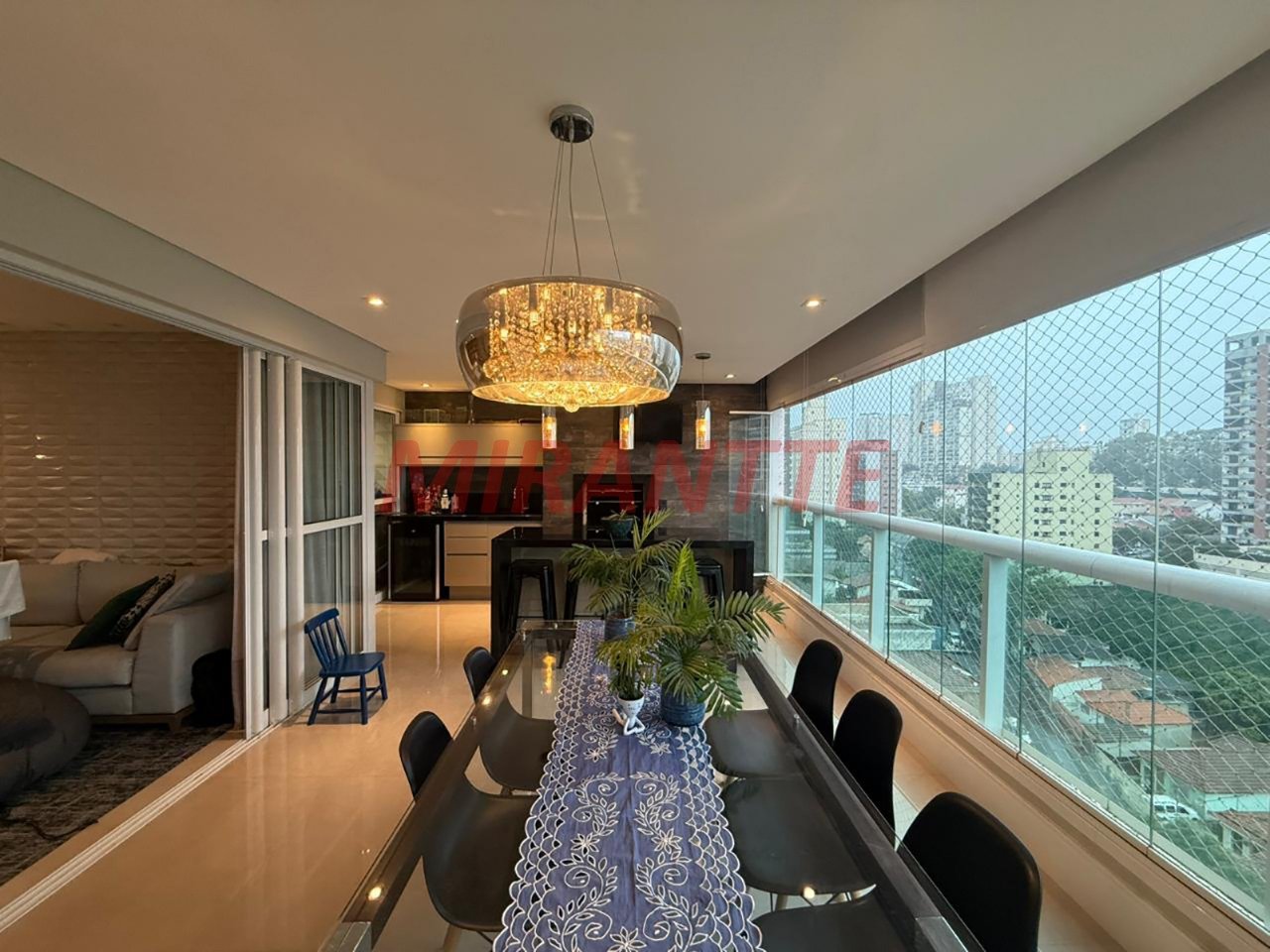 Apartamento de 139m² com 3 quartos em Santa Teresinha