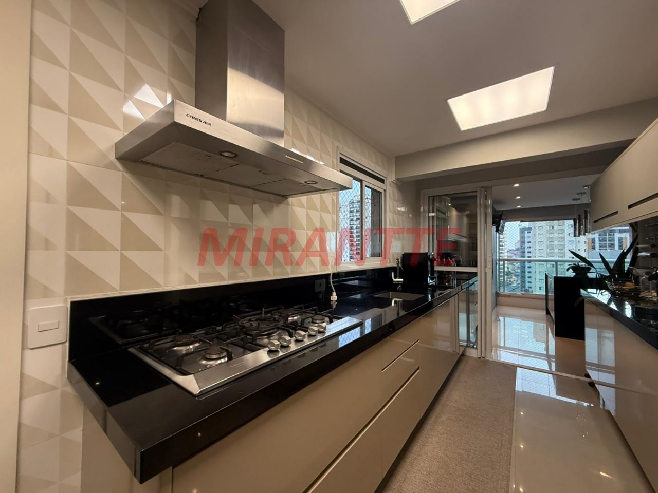 Apartamento de 139m² com 3 quartos em Santa Teresinha