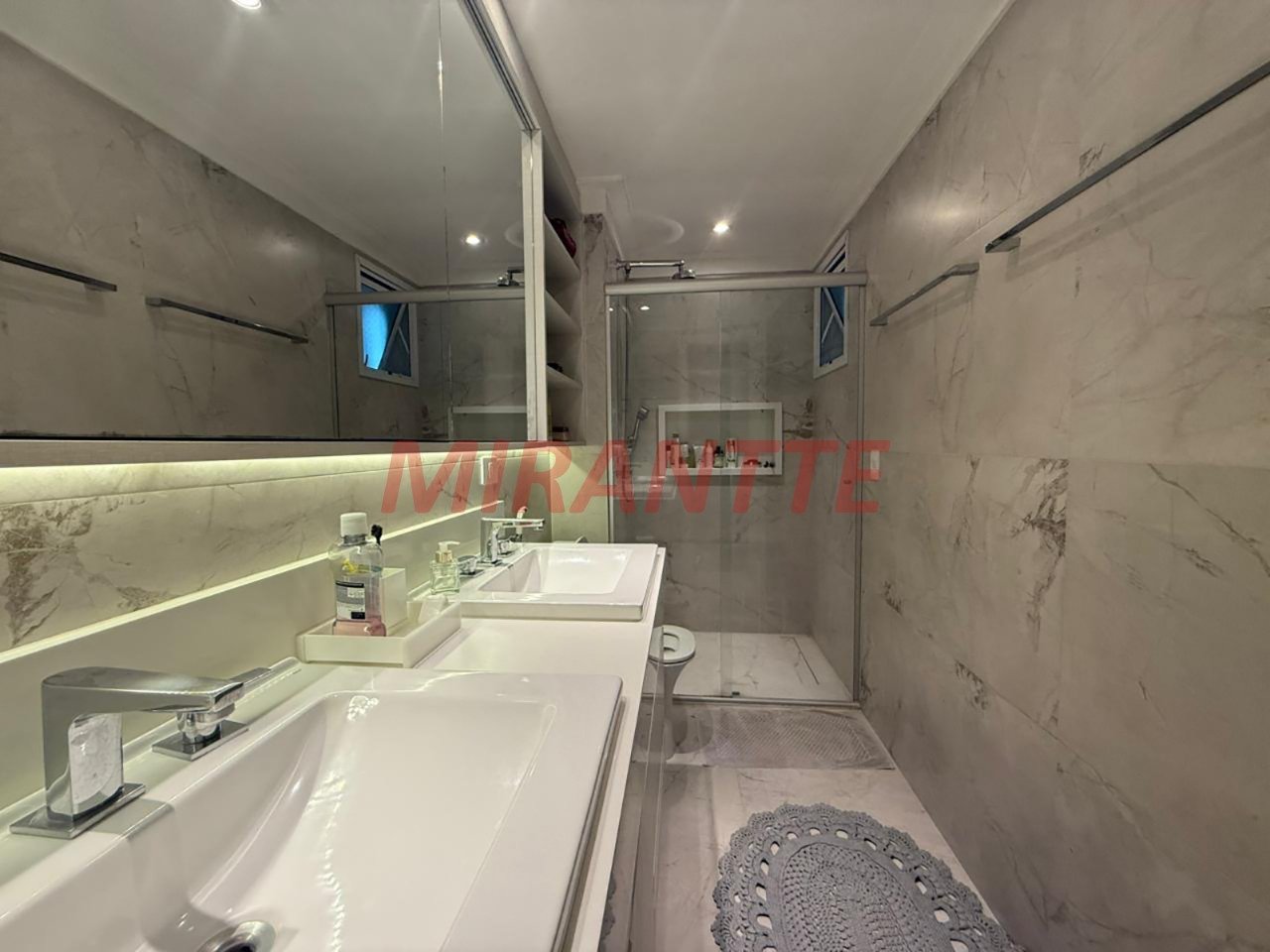 Apartamento de 139m² com 3 quartos em Santa Teresinha