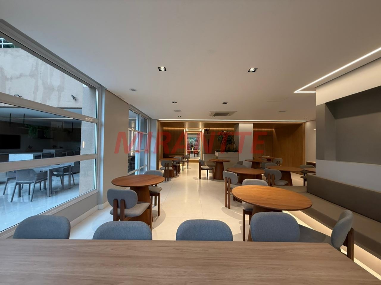 Apartamento de 139m² com 3 quartos em Santa Teresinha