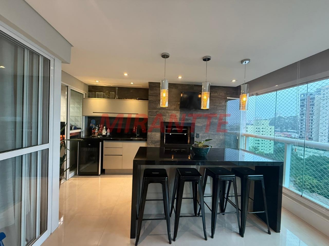 Apartamento de 139m² com 3 quartos em Santa Teresinha