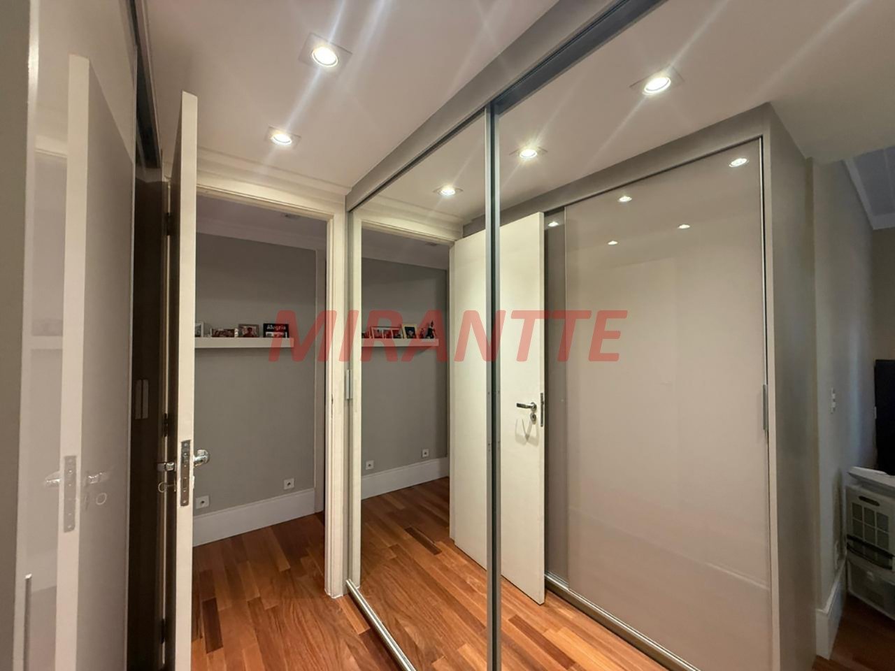 Apartamento de 139m² com 3 quartos em Santa Teresinha