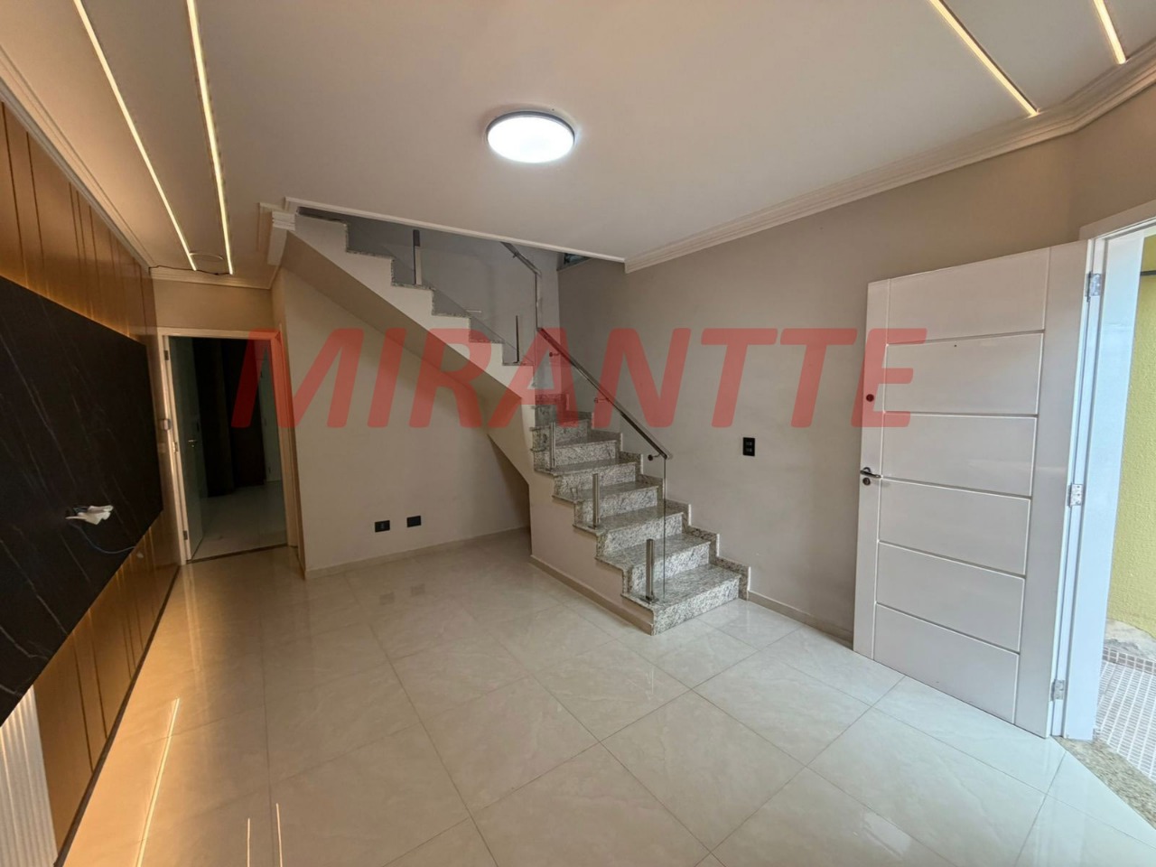 Sobrado de 92m² com 3 quartos em Parada Inglesa