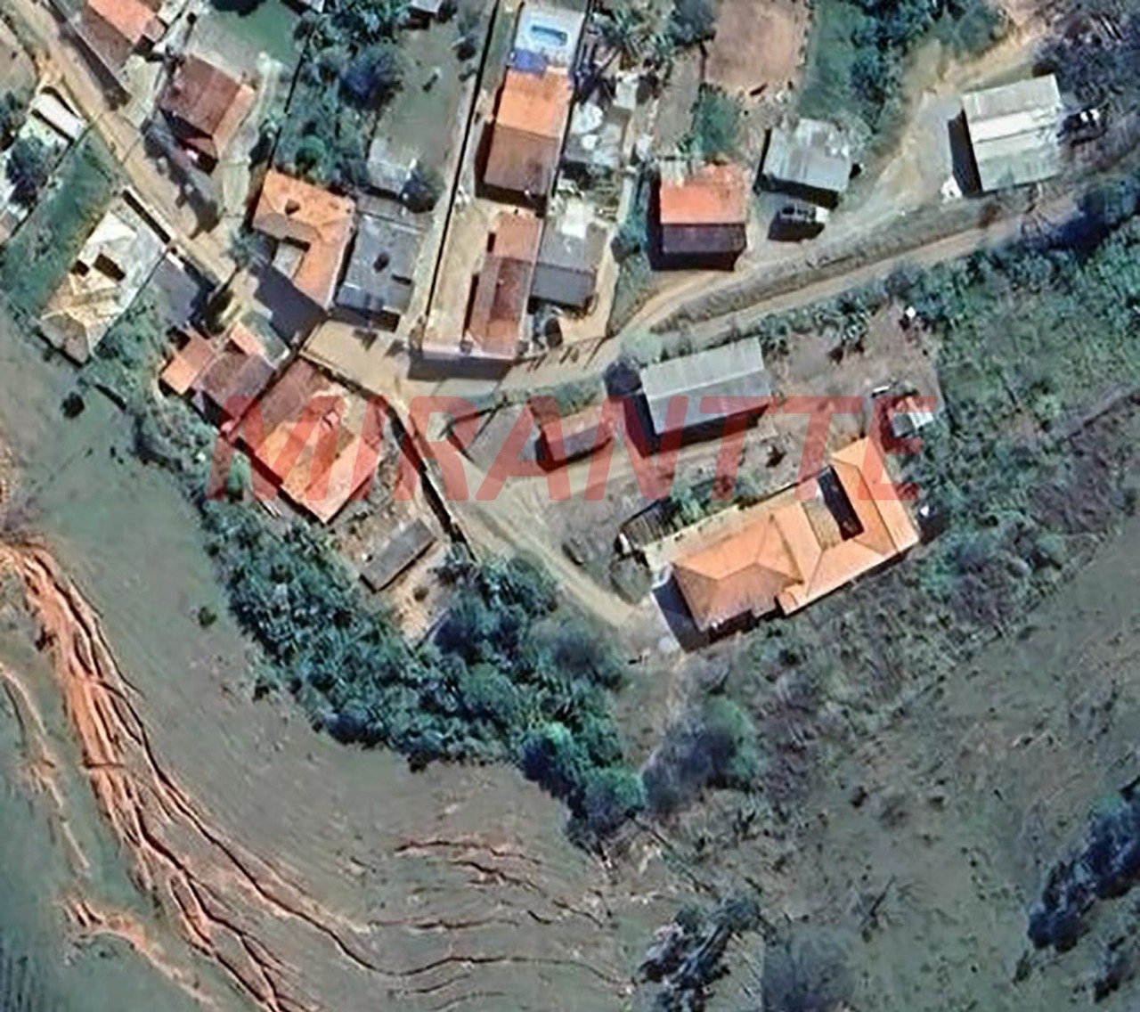 Terreno de m² em Centro