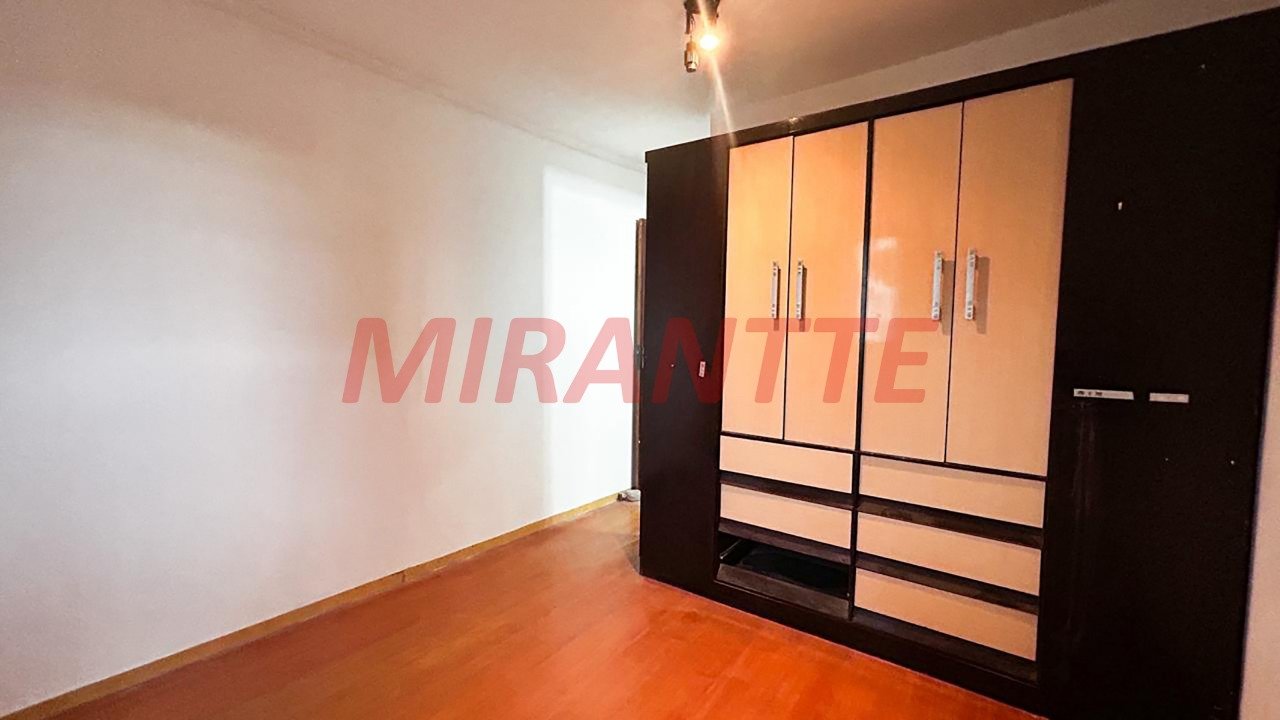 Sobrado de 180m² com 4 quartos em Chora Menino