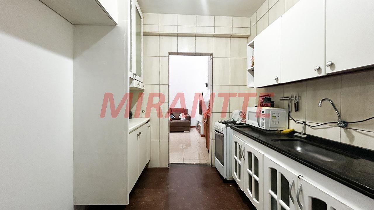 Sobrado de 180m² com 4 quartos em Chora Menino