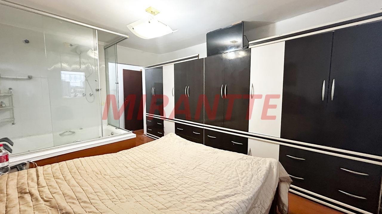 Sobrado de 180m² com 4 quartos em Chora Menino