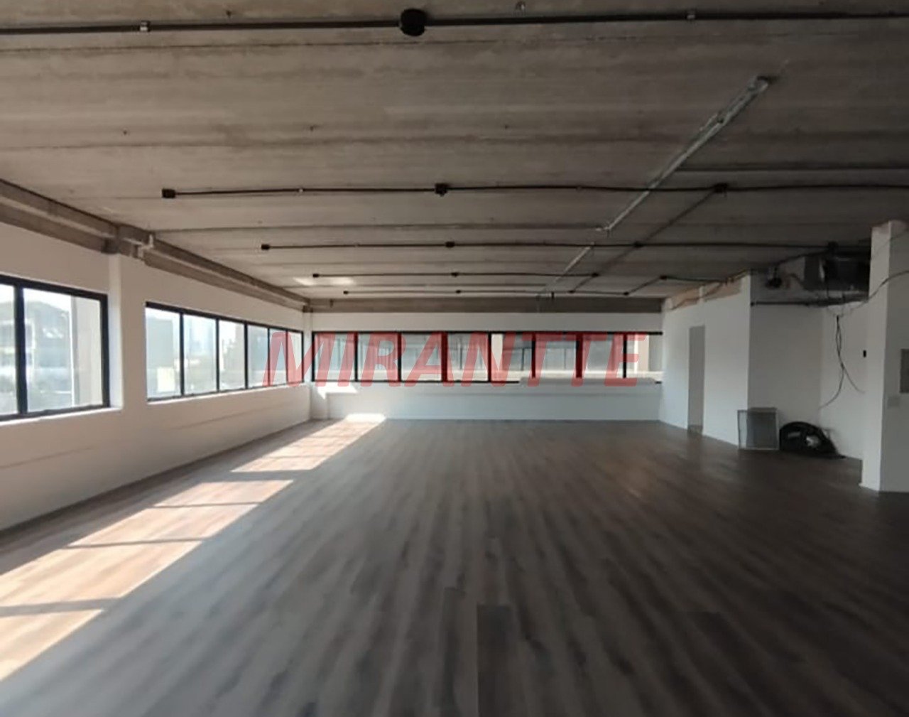 Comercial de 356m² em Centro