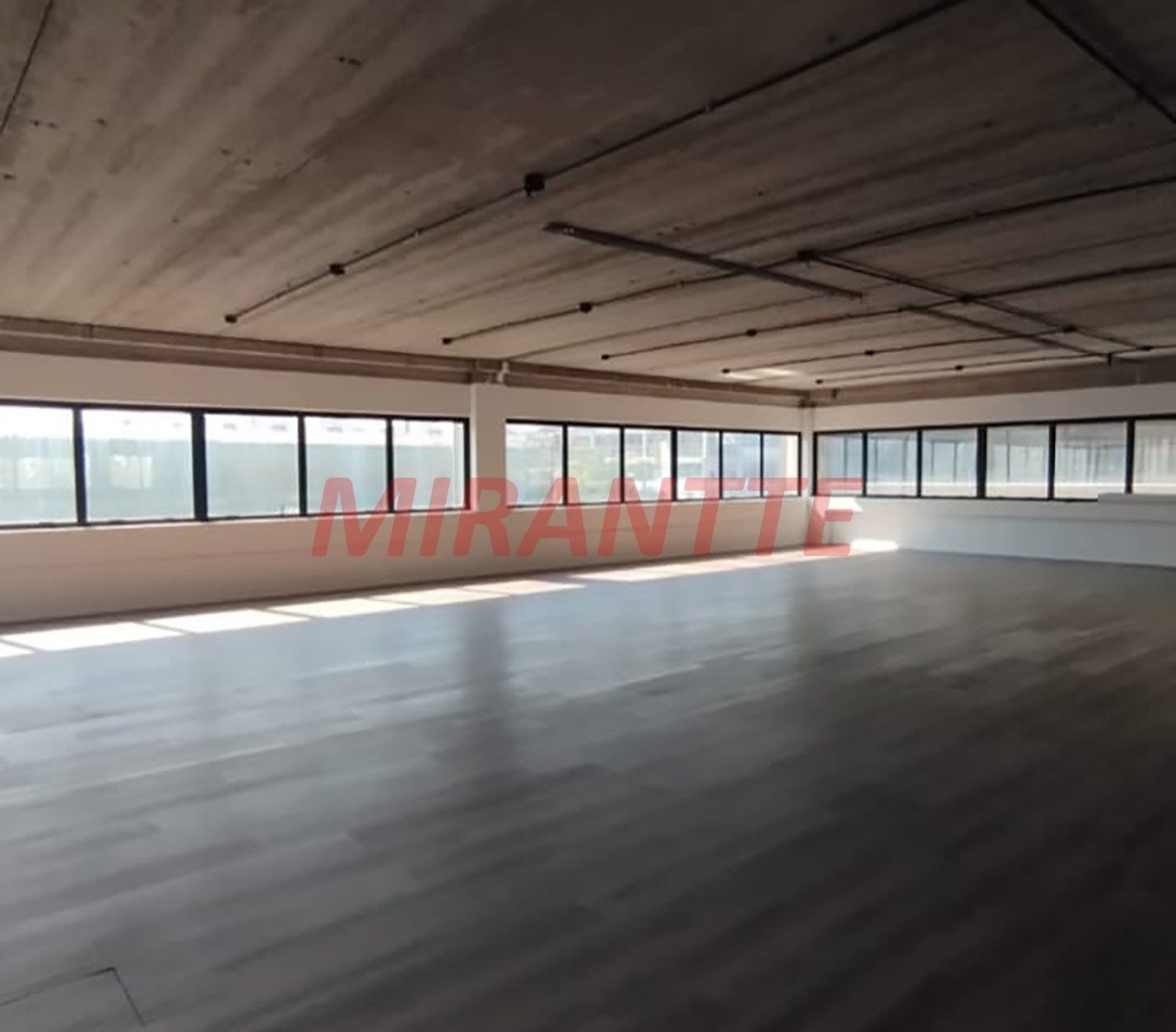 Comercial de 356m² em Centro