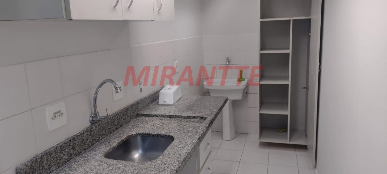 Comercial de 550m² em Santana