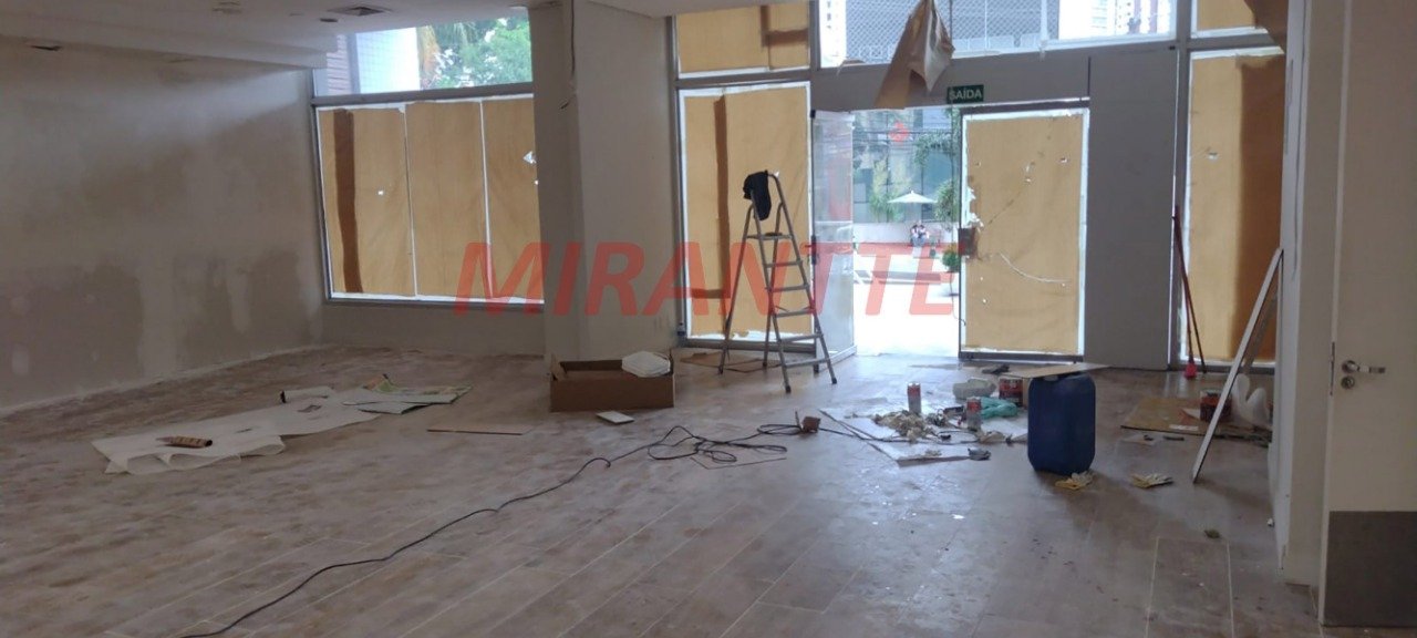 Comercial de 550m² em Santana