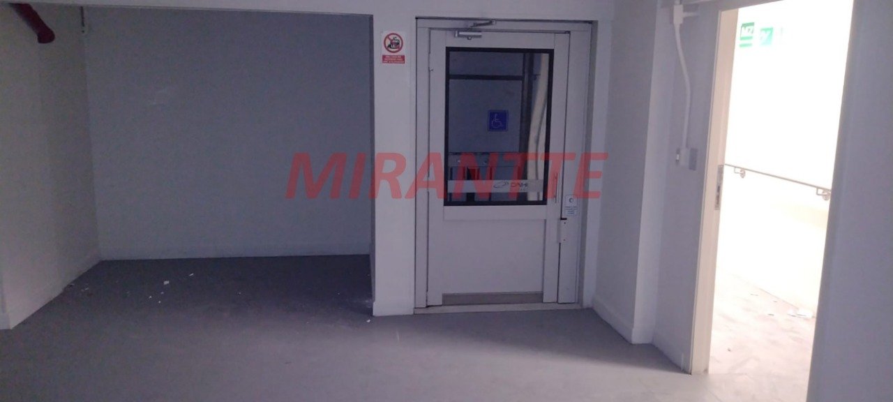 Comercial de 550m² em Santana