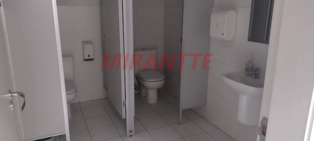 Comercial de 550m² em Santana