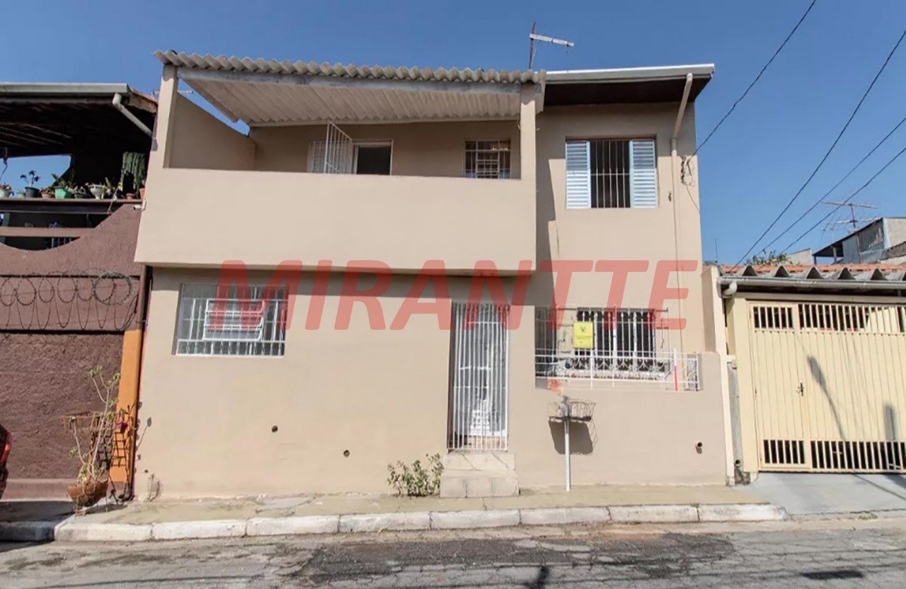 Sobrado de 79m² com 2 quartos em Jaçana