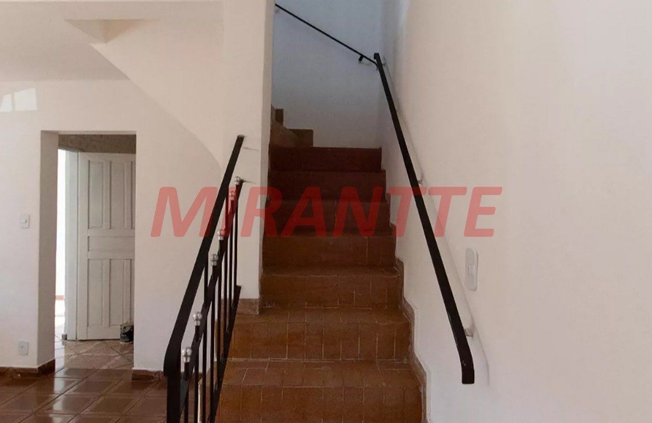 Sobrado de 79m² com 2 quartos em Jaçana