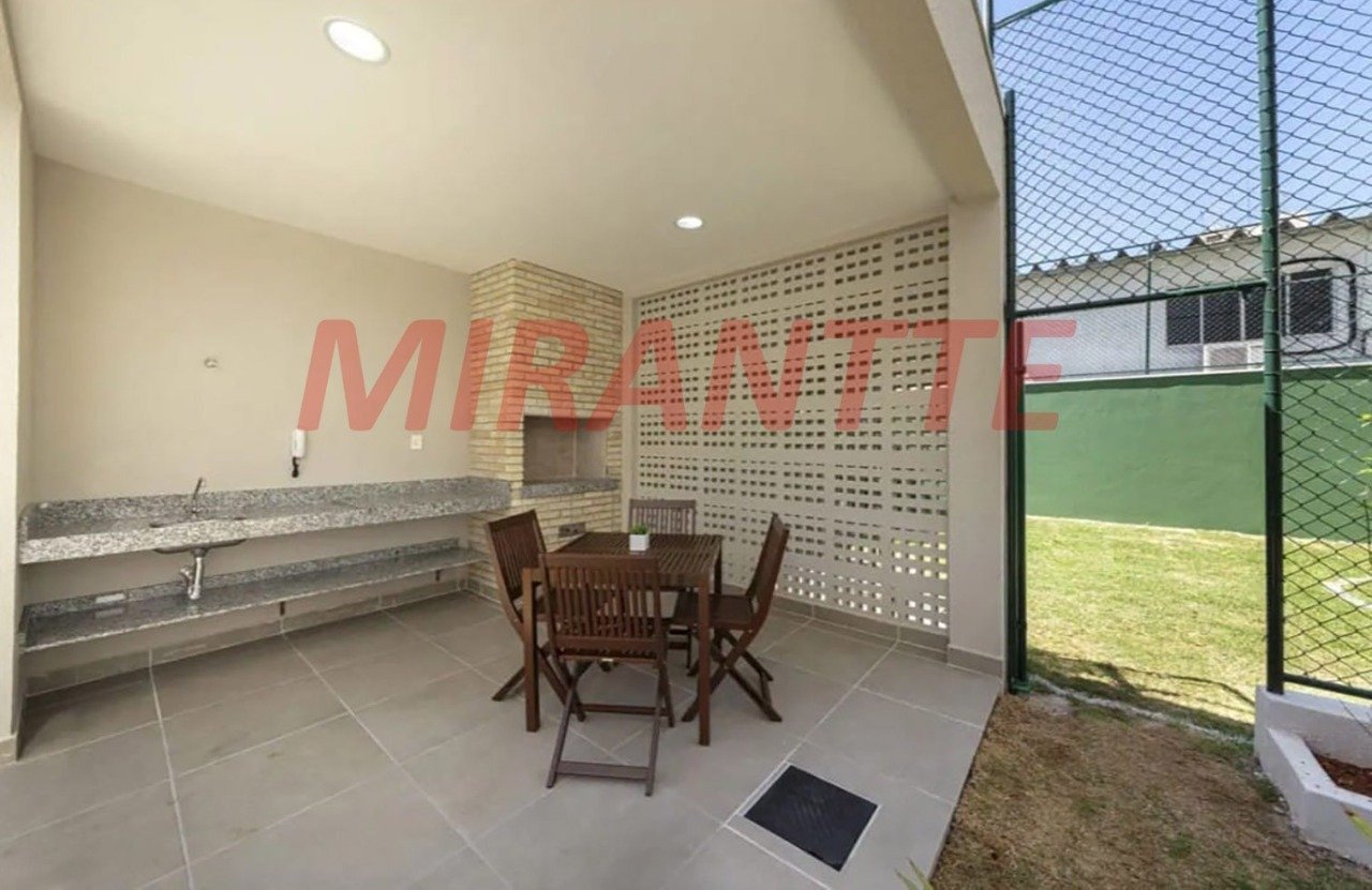 Apartamento de 38m² com 2 quartos em Santana