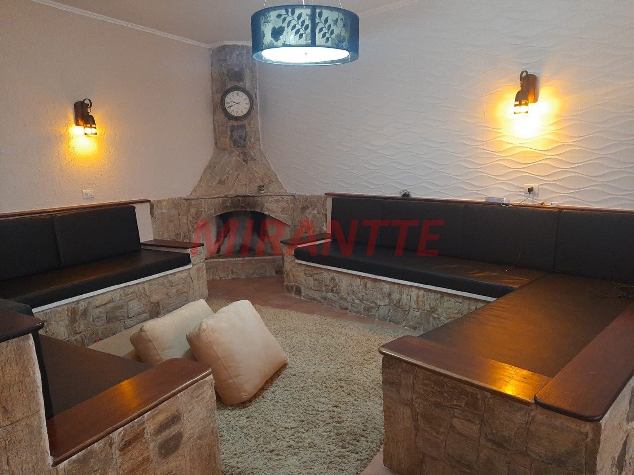 Casa terrea de 500m² com 3 quartos em Mantiqueira