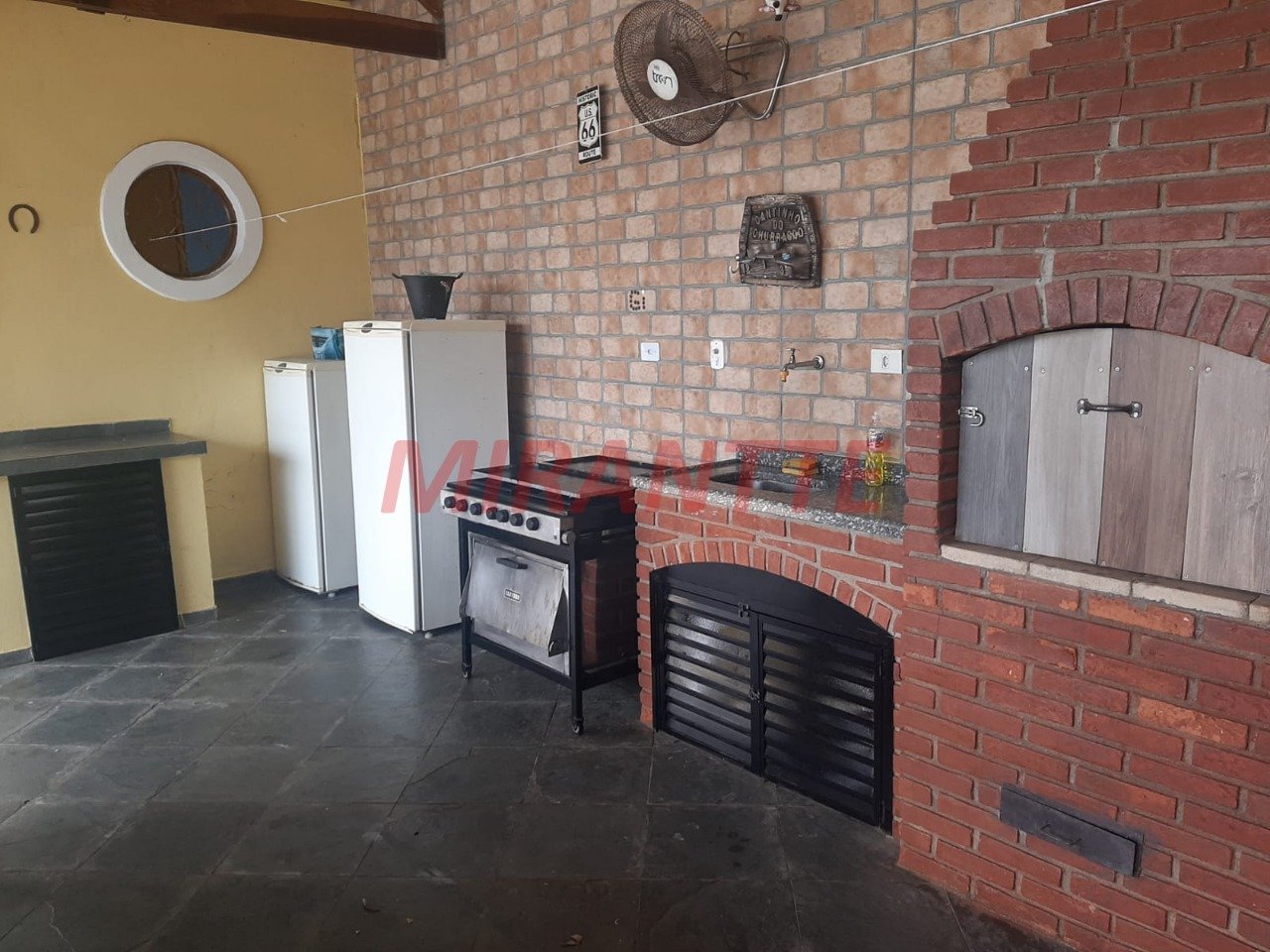Casa terrea de 500m² com 3 quartos em Mantiqueira