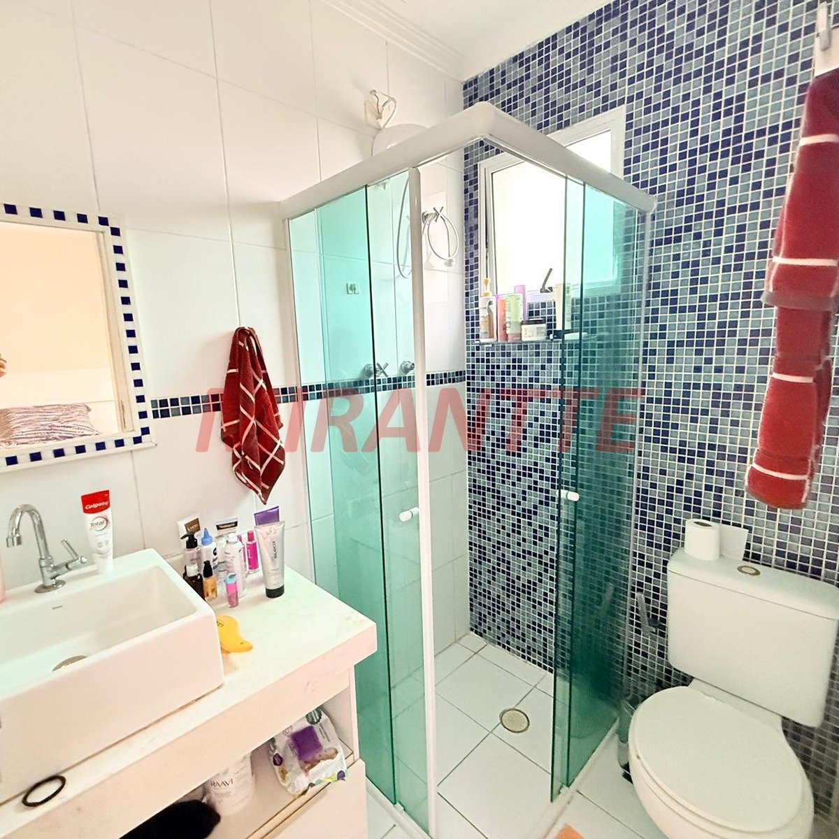 Cond. fechado de 175m² com 3 quartos em Chora Menino
