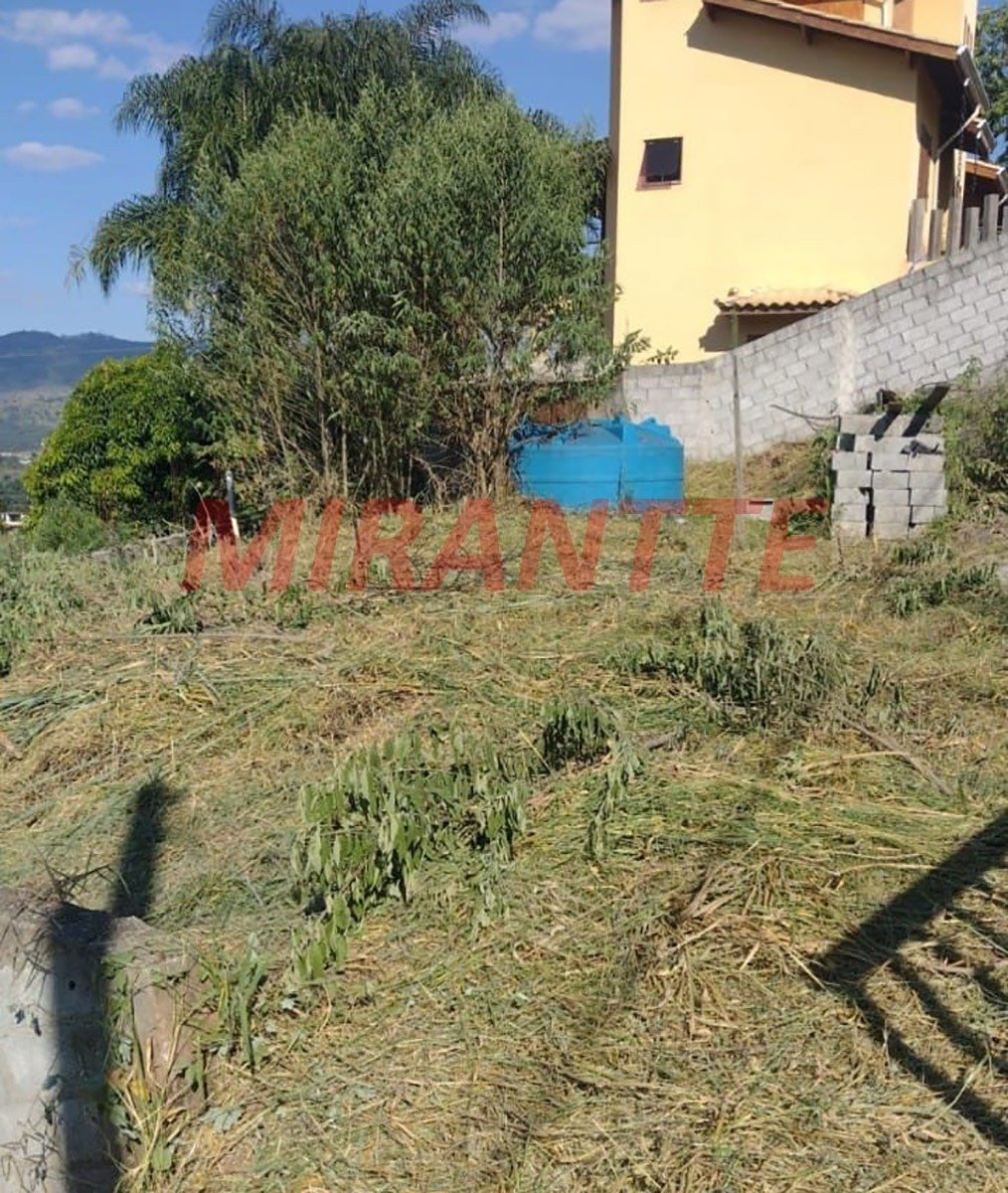 Terreno de m² em Jardim Estância Brasil