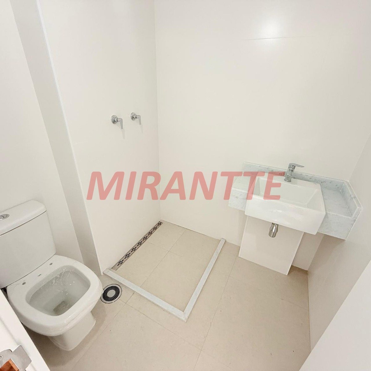 Apartamento de 80m² com 2 quartos em Vila Ester (Zona Norte)