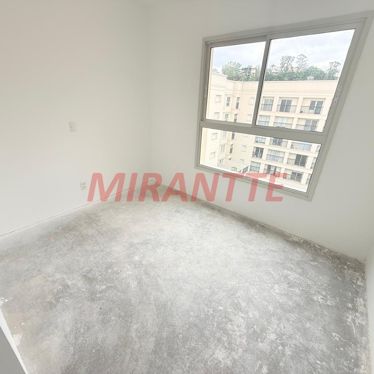 Apartamento de 80m² com 2 quartos em Vila Ester (Zona Norte)