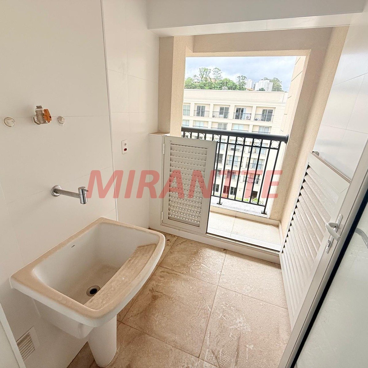 Apartamento de 80m² com 2 quartos em Vila Ester (Zona Norte)