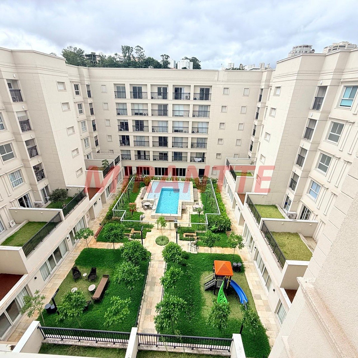 Apartamento de 80m² com 2 quartos em Vila Ester (Zona Norte)