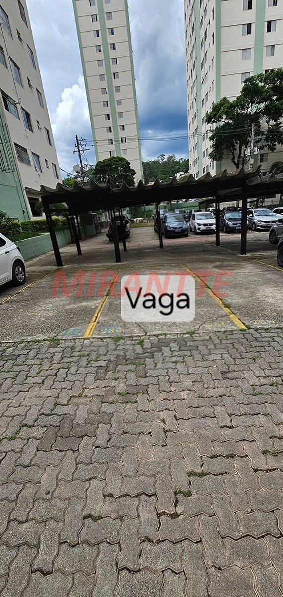 Apartamento de 60m² com 2 quartos em Vila Irmaos Arnoni
