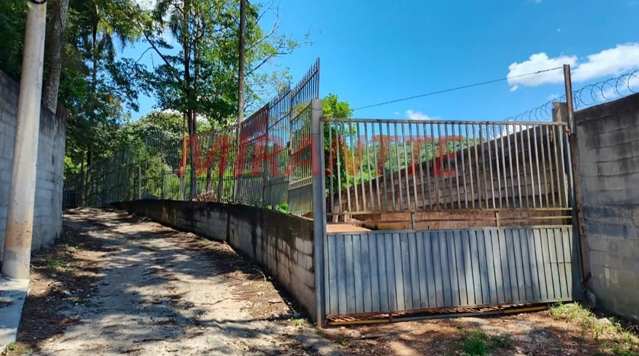 ChÁcara de 100m² com 2 quartos em Jardim das Pedras