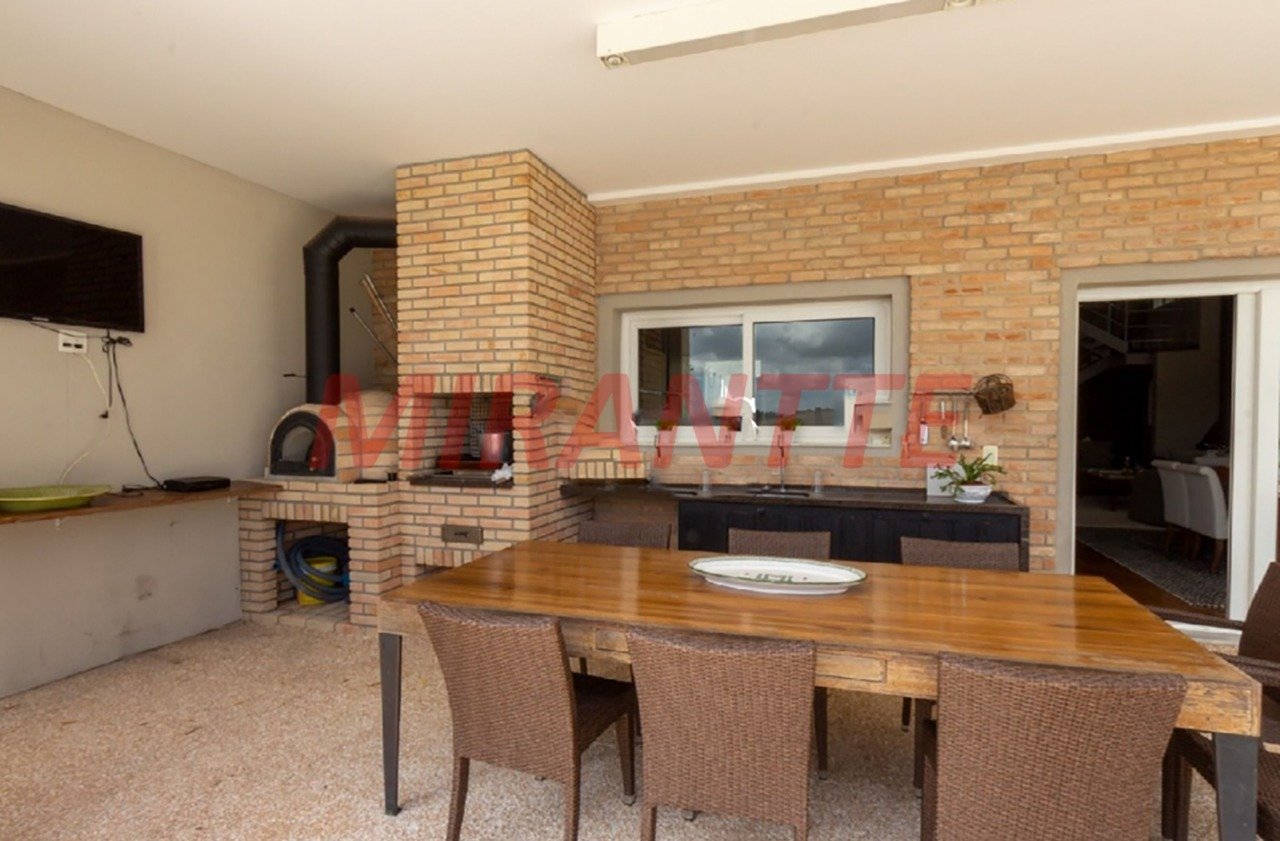 Cond. fechado de 380m² com 4 quartos em Aldeia da Serra