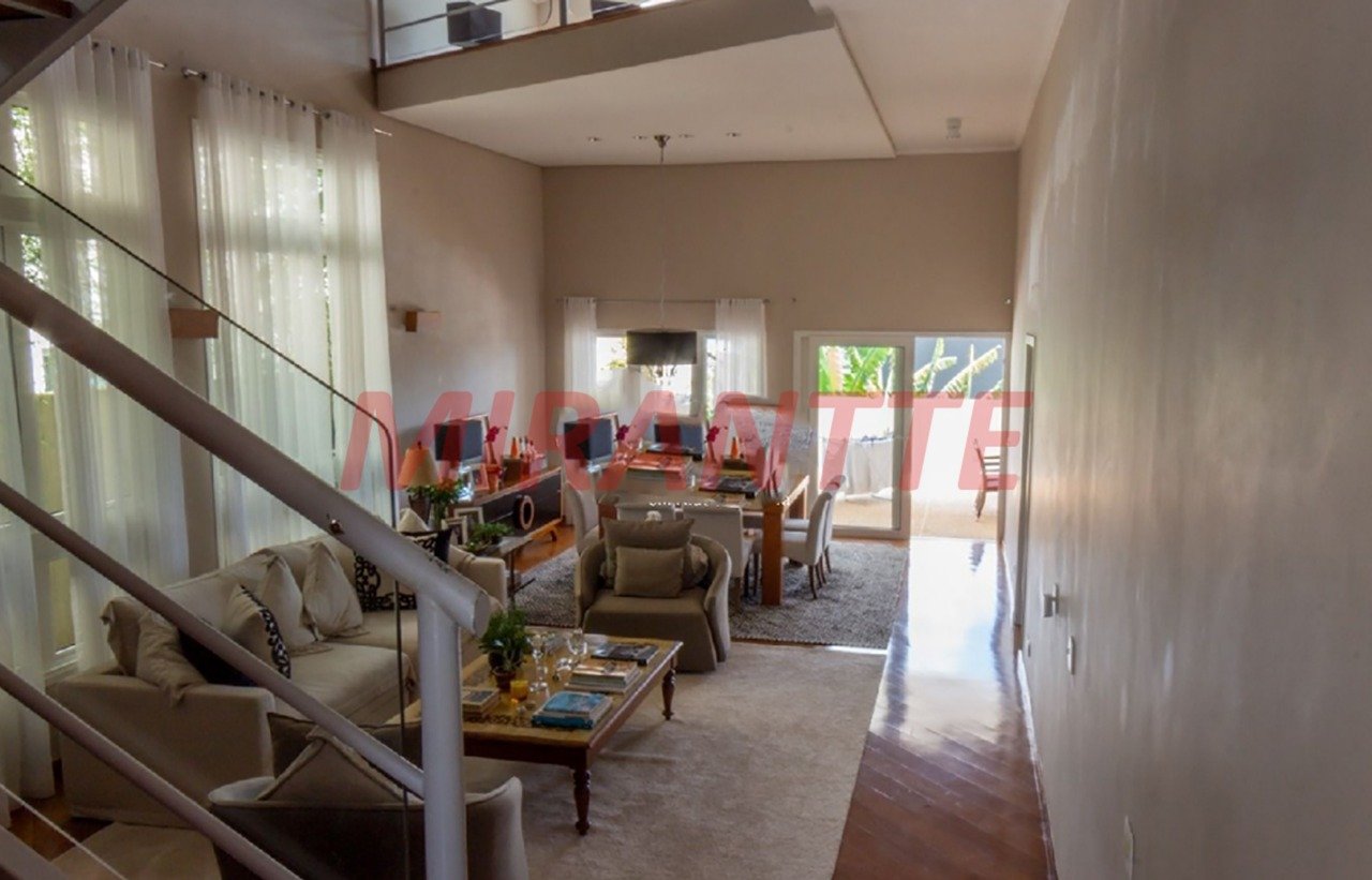 Cond. fechado de 380m² com 4 quartos em Aldeia da Serra
